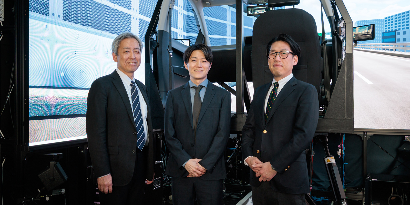実車感覚を実現する走行シミュレーション環境｜電通総研